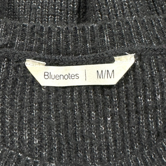 Blue notes Off-Shoulder Sweater - Picture 4 of 4